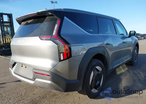 2024 Kia Ev9 Light Long Range z USA, uszkodzony, nr VIN KNDAB5S1XR6026861